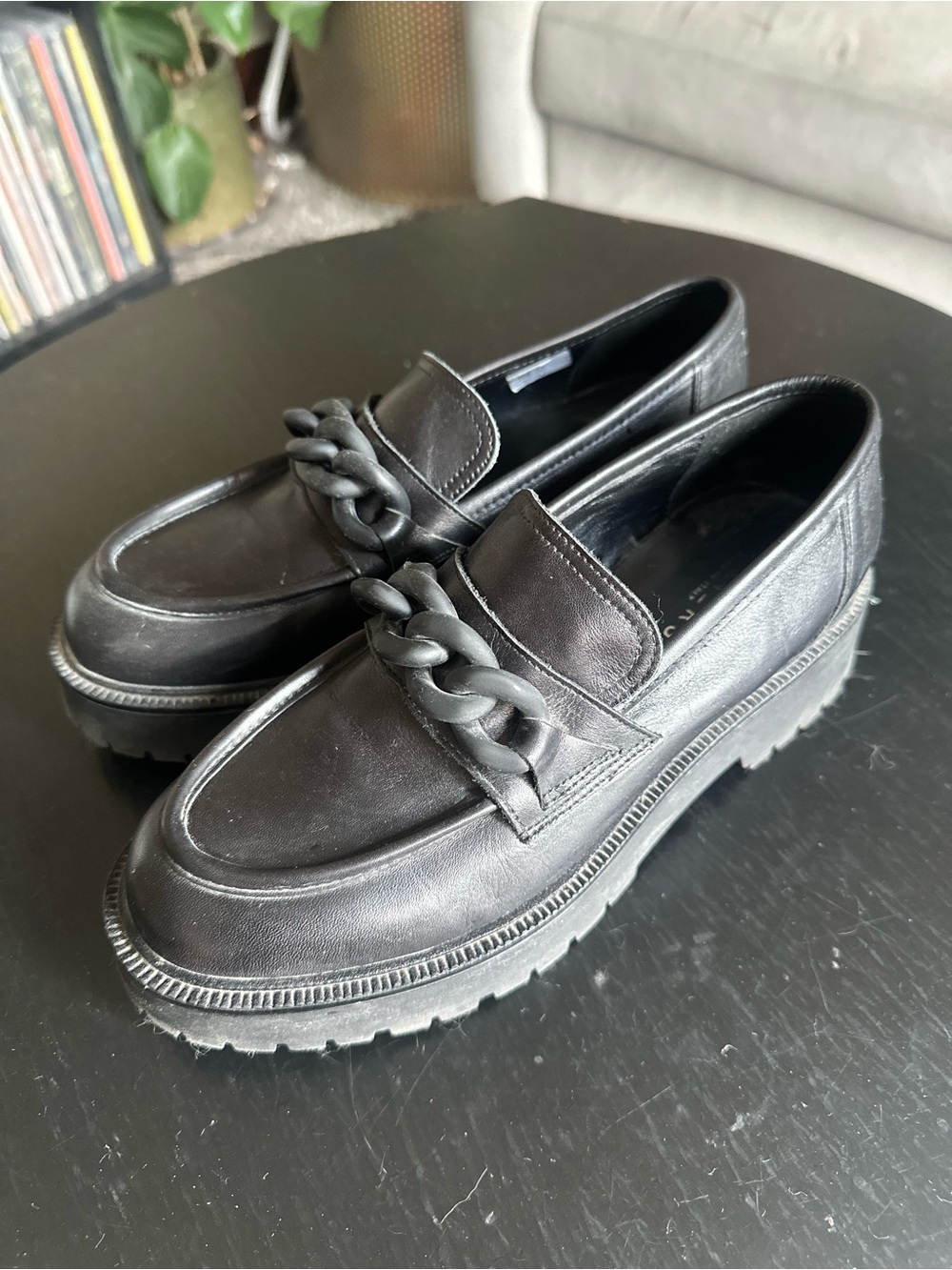 Ateliers Black Leather Chain Loafers | Made in Italy | Women’s Size 8